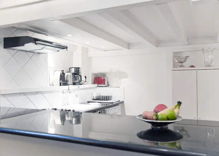 Mhl - Maison Apart-hotel 4*